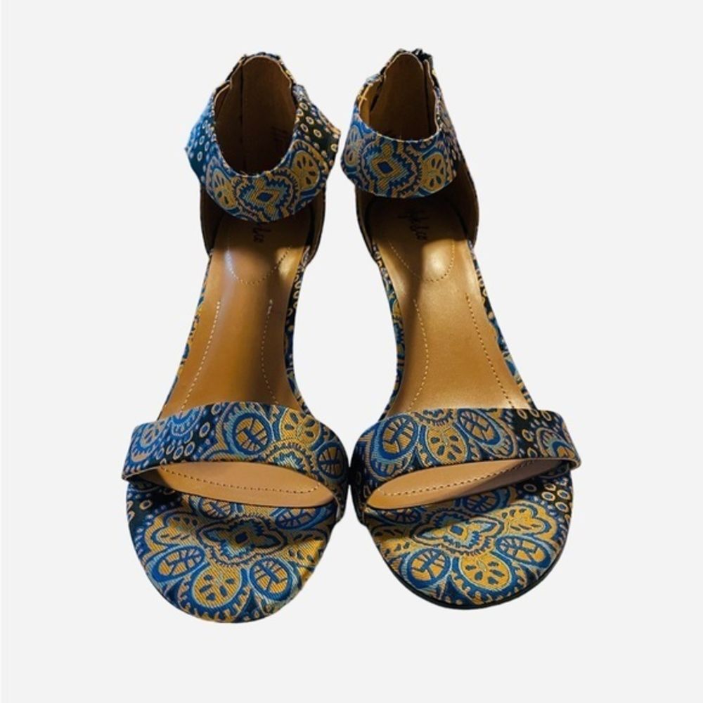 Woman’s Style & Co Paycee brocade sandal, NWOT Size 12